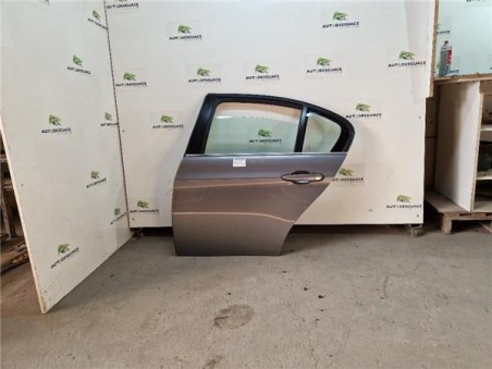 Puerta Trasera Izquierda BMW Serie 3 Berlina  2 0 318d [2 0 Ltr  - 105 kW Turbodiesel CAT]