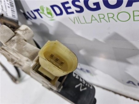 Elevalunas Electrico Delantero Izquierdo BMW Serie 1 Berlina  2 0 118d [2 0 Ltr  - 90 kW 16V Diesel CAT]