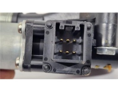 Elevalunas Electrico Trasero Izquierdo Mazda 6 Familiar  2 2 CE 185 Luxury SW [2 2 Ltr  - 136 kW Turbodiesel CAT]