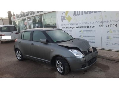 Puerta Delantera Izquierda Suzuki Swift Berlina  1 5 GL  [1 5 Ltr  - 75 kW 16V CAT]