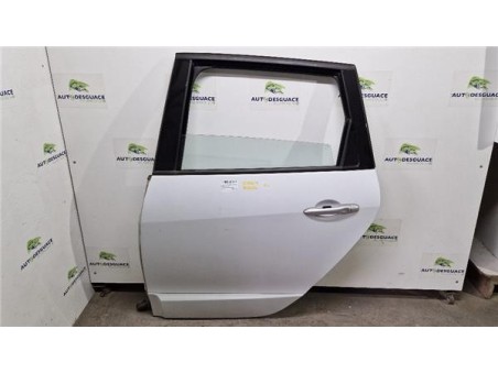 Puerta Trasera Izquierda Renault Scenic III  1 6 BOSE Edition [1 6 Ltr  - 96 kW dCi Diesel FAP]