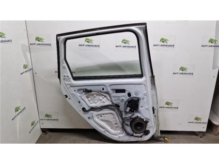 Puerta Trasera Izquierda Renault Scenic III  1 6 BOSE Edition [1 6 Ltr  - 96 kW dCi Diesel FAP]