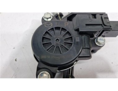 Elevalunas Electrico Delantero Izquierdo Mazda 3 Berlina / Sedán  2 2 Evolution [2 2 Ltr  - 110 kW Turbodiesel CAT]