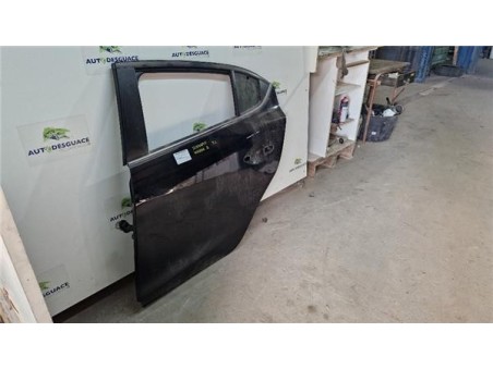 Puerta Trasera Izquierda Mazda 3 Berlina / Sedán  2 2 Evolution [2 2 Ltr  - 110 kW Turbodiesel CAT]