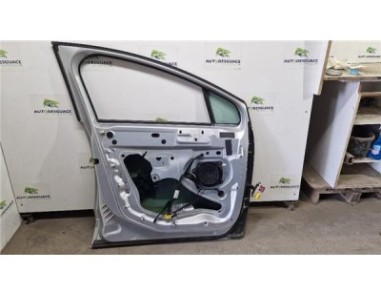Puerta Delantera Izquierda Peugeot 3008  1 6 Premium [1 6 Ltr  - 80 kW HDi FAP CAT ]