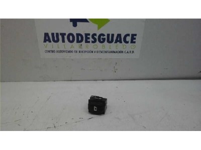 Botonera Puerta Trasera Izquierda Peugeot 607 2 7 HDi FAP  2