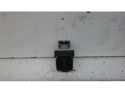 Botonera Puerta Trasera Izquierda Audi A4 BER  2 0 16V TDI