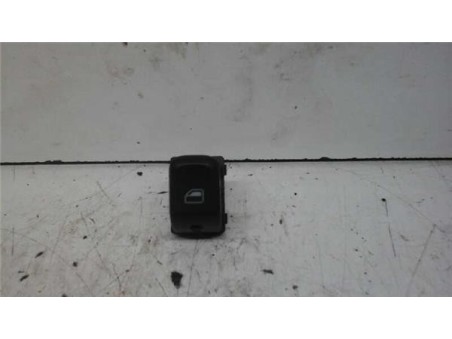 Botonera Puerta Trasera Izquierda Audi A4 BER  2 0 16V TDI 