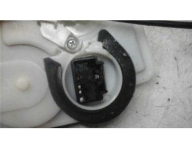Cerradura Puerta Delantera Derecha Mazda 3 LIM  1 6 CD D 