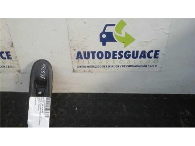 Botonera Puerta Delantera Derecha Peugeot 308 1 6 16V HDi