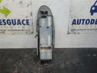 Botonera Puerta Delantera Izquierda Nissan ALMERA TINO 2 2 dCi D