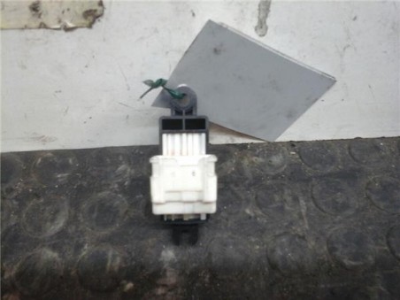 Botonera Puerta Trasera Derecha Nissan ALMERA TINO 2 2 dCi D 