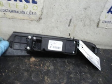 Botonera Puerta Trasera Izquierda Mazda 3 BERLINA 2 0 D 