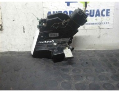 Cerradura Puerta Trasera Derecha Ford FOCUS BERLINA 1 6 TDCi 