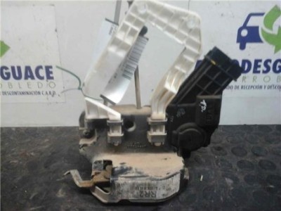 Cerradura Puerta Trasera Derecha Kia CARENS 2 0 CRDi