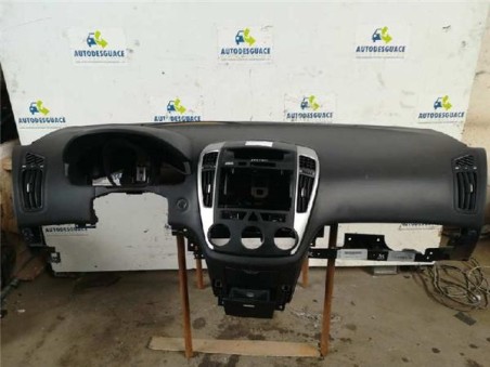 Salpicadero Kia CEE'D 1 6 CRDi 