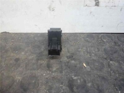 Botonera Puerta Trasera Derecha Volkswagen PASSAT BERLINA 2 0 TDI