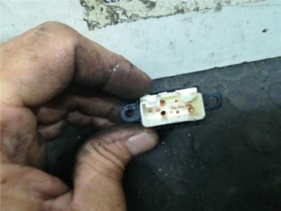 Botonera Puerta Trasera Derecha Mazda 6 BERLINA 2 3