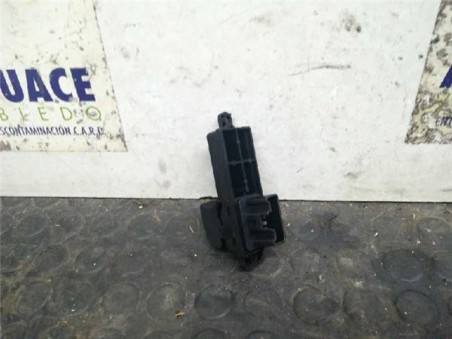 Botonera Puerta Trasera Derecha Mazda 2 LIM  1 5 16V 