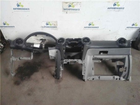 Salpicadero Kia CARENS 2 0 CRDi 