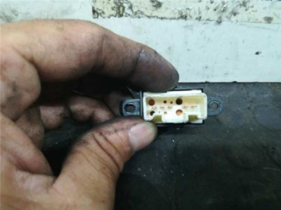 Botonera Puerta Delantera Derecha Mazda 6 BERLINA 2 3