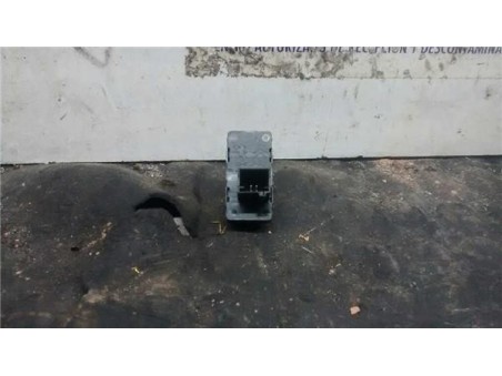 Botonera Puerta Trasera Derecha Peugeot 308 1 6 HDi FAP 