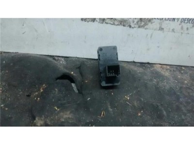 Botonera Puerta Trasera Izquierda Peugeot 308 1 6 HDi FAP