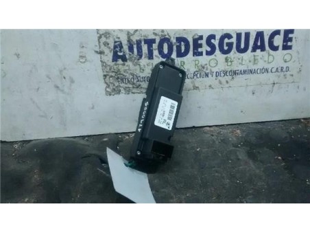 Botonera Puerta Trasera Derecha Mazda 3 BERLINA 1 6 CD D 