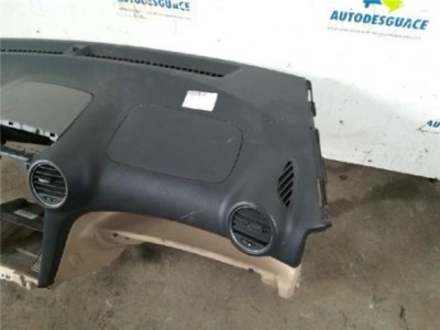 Salpicadero Kia CARENS 2 0 CRDi