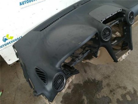 Salpicadero Kia CARENS 2 0 CRDi 