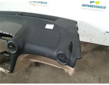 Salpicadero Kia CARENS 2 0 CRDi 