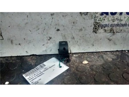 Botonera Puerta Trasera Izquierda Audi A3 2 0 TDI 