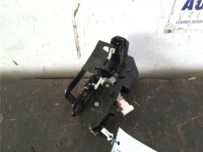 Cerradura Puerta Delantera Izquierda Ssangyong RODIUS 2 7 Turbodiesel 