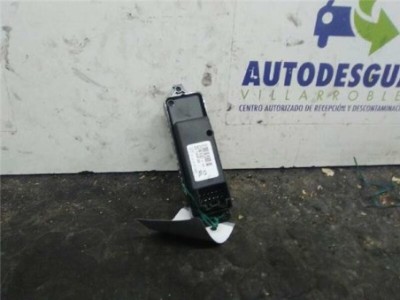 Botonera Puerta Trasera Izquierda Mazda 6 LIM  2 0 Turbodiesel