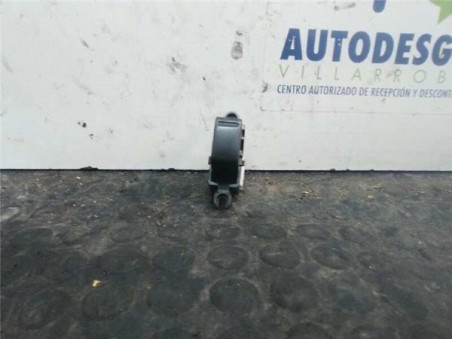 Botonera Puerta Trasera Derecha Nissan X-TRAIL 2 2 16V Turbodiesel 