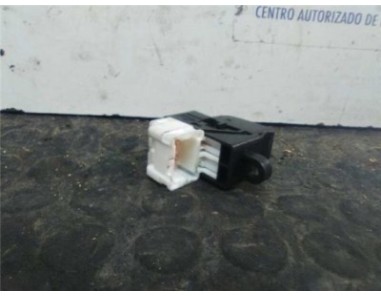 Botonera Puerta Trasera Derecha Nissan X-TRAIL 2 2 16V Turbodiesel 