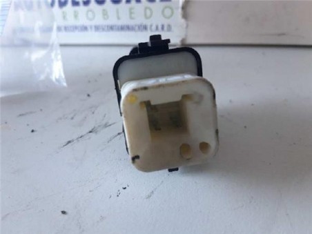 Botonera Puerta Trasera Derecha Mitsubishi MONTERO 3 2 DI-D 