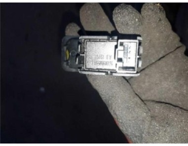 Botonera Puerta Trasera Derecha Seat ATECA 2 0 TDI 