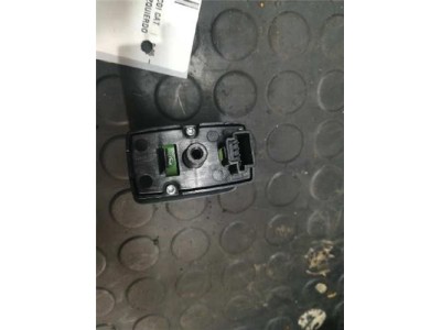 Botonera Puerta Trasera Derecha MERCEDES CLASE B 2 0 CDI