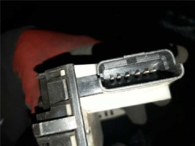 Cerradura Puerta Delantera Izquierda Peugeot 2008 1 6 16V e-HDi FAP