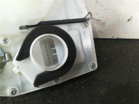 Cerradura Puerta Trasera Izquierda Suzuki SWIFT AZG 1 3 DDiS D 