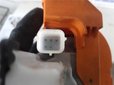 Cerradura Puerta Delantera Izquierda Ford KA 1 2 8V 