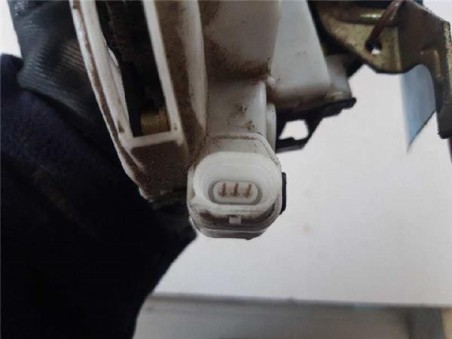 Cerradura Puerta Delantera Derecha Volkswagen POLO BERLINA 1 4 16V 