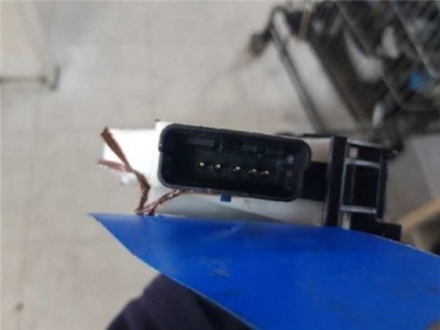 Cerradura Puerta Trasera Derecha Peugeot 2008 1 6 16V e-HDi FAP