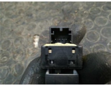 Botonera Puerta Trasera Derecha Audi A8 4 0 V8 32V TDI Biturbo 