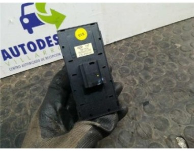 Botonera Puerta Delantera Izquierda Audi A8 4 0 V8 32V TDI Biturbo 