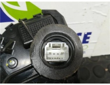 Cerradura Puerta Delantera Derecha Toyota AURIS 2 0 D-4D 