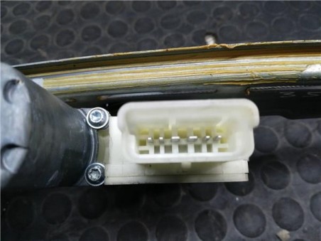 Elevalunas Electrico Trasero Derecho Peugeot 308 1 6 16V e-HDi FAP 