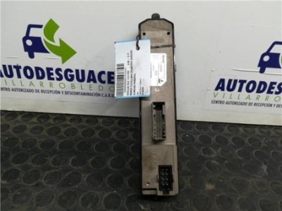 Botonera Puerta Delantera Derecha Cadillac BLS 1 9 D PDF 