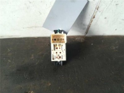 Botonera Puerta Delantera Derecha Chevrolet CAPTIVA 2 0 D